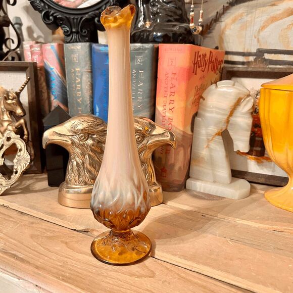 Vintage 1970s Fenton Lily of the Valley Bud Vase Opalescent Glass with Brown Pat - Picture 1 of 4